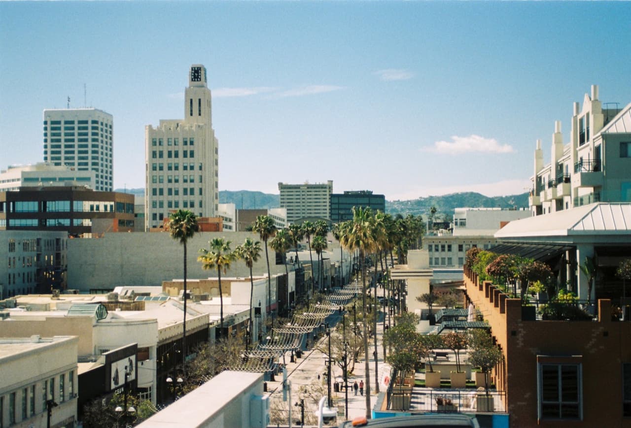 LOS ANGELES THROUGH MY LENS — 22